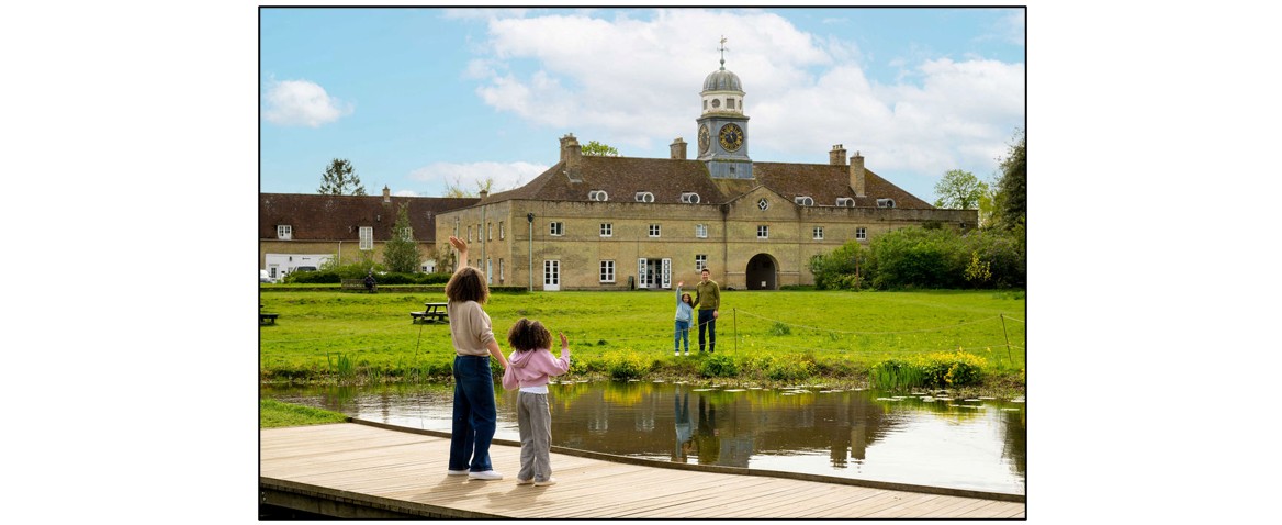 Wandlebury Country Park - Family bridge