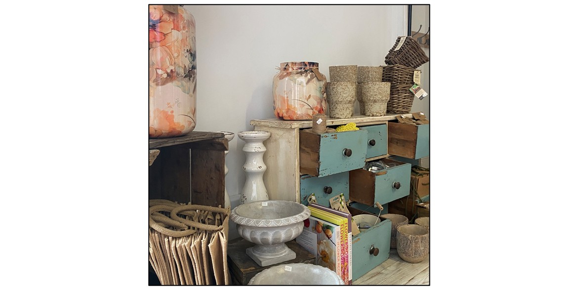 The Cambridge Flower School - shop 