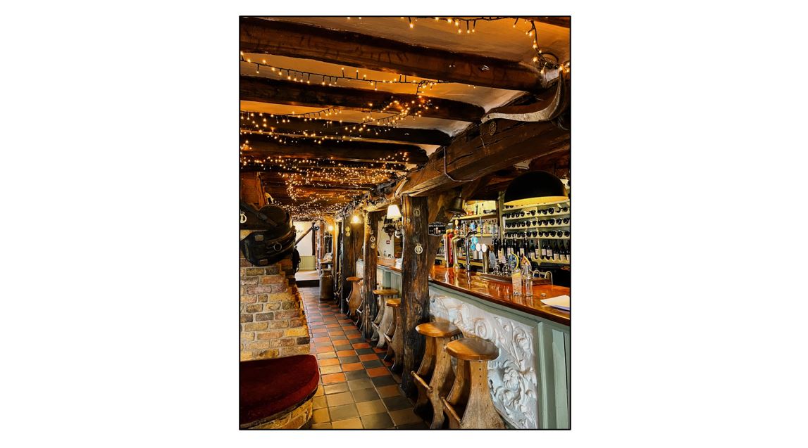 King William IV, Heydon - Interior