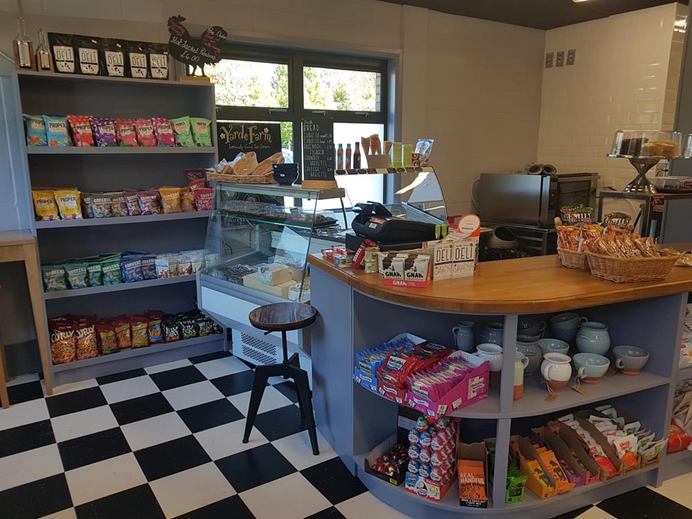 Norfolk Street Deli, indoor 