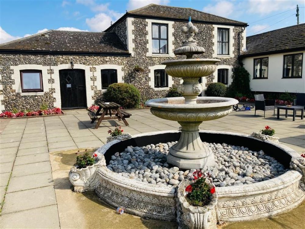 Coach House Hotel