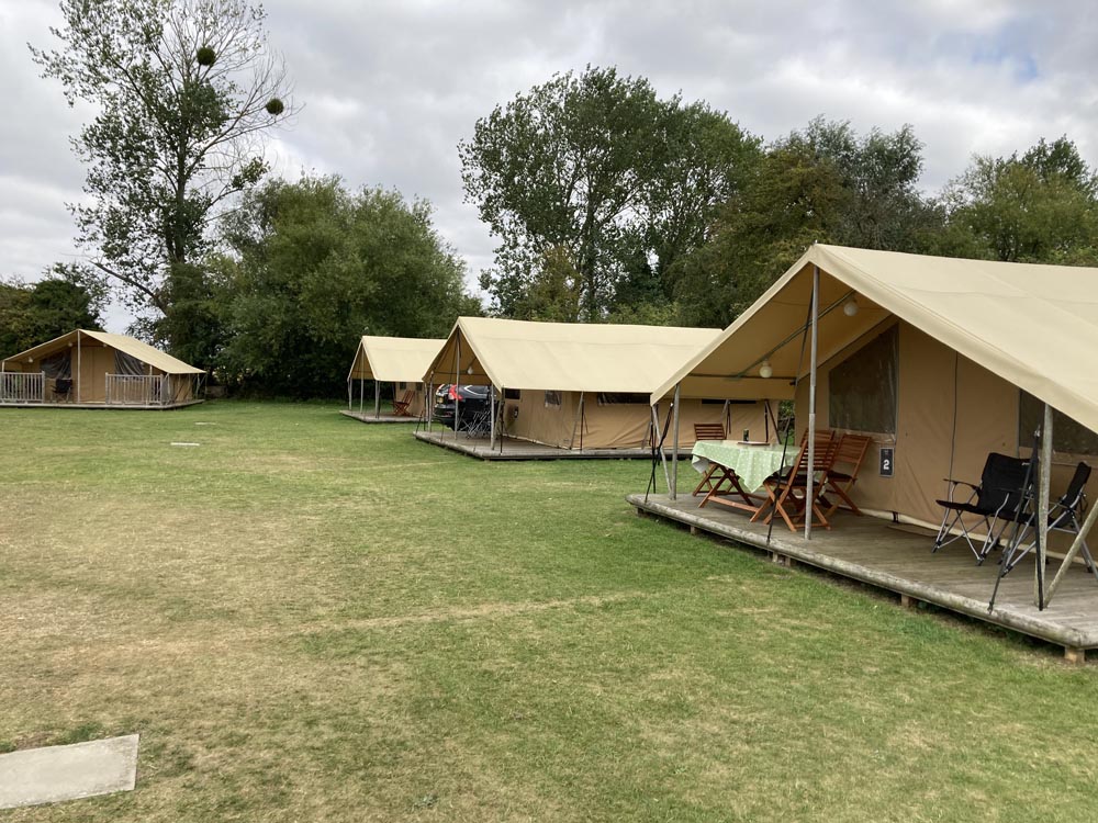 Cambridge Caravanning and Camping Club, tents